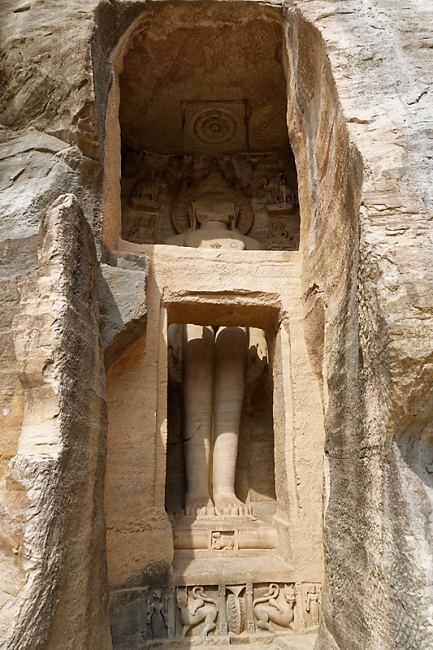 Gwalior-Statues jaïnes-057